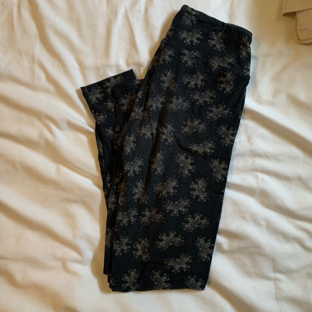 LuLaRoe Leggings OS
